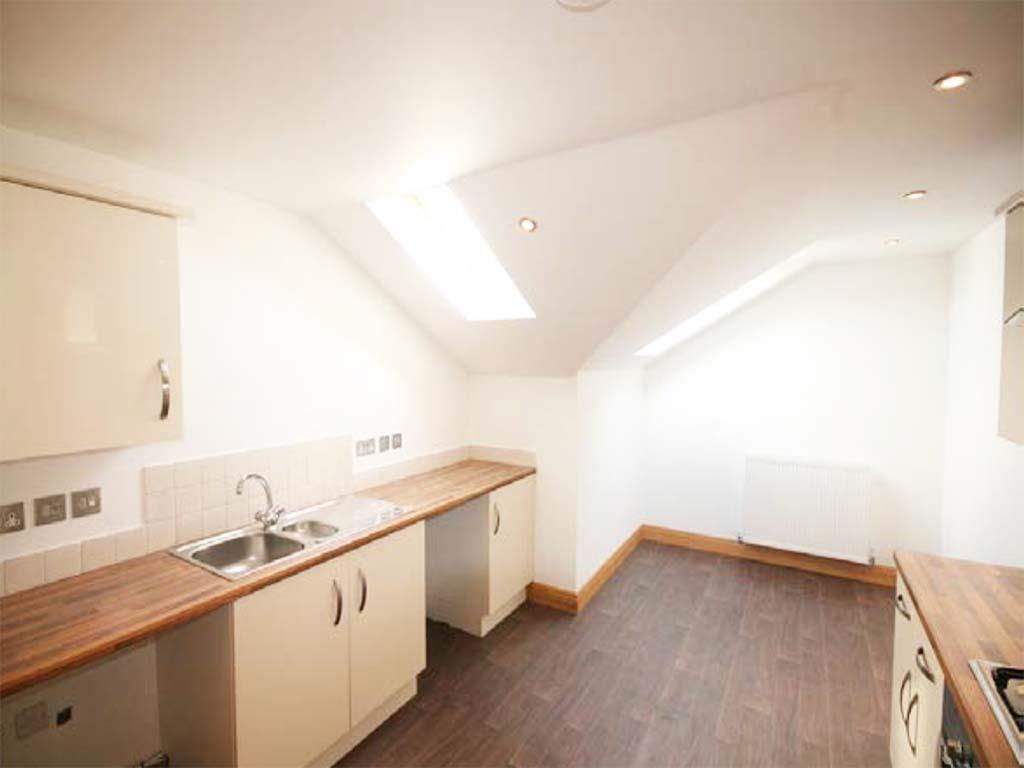 2 bedroom apartment To Let in Foulridge - kitchen1.jpg